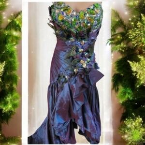 🦚Posh Precious Peacock Eggplant Purple Green Beaded Feathered Prom Dress Size 4